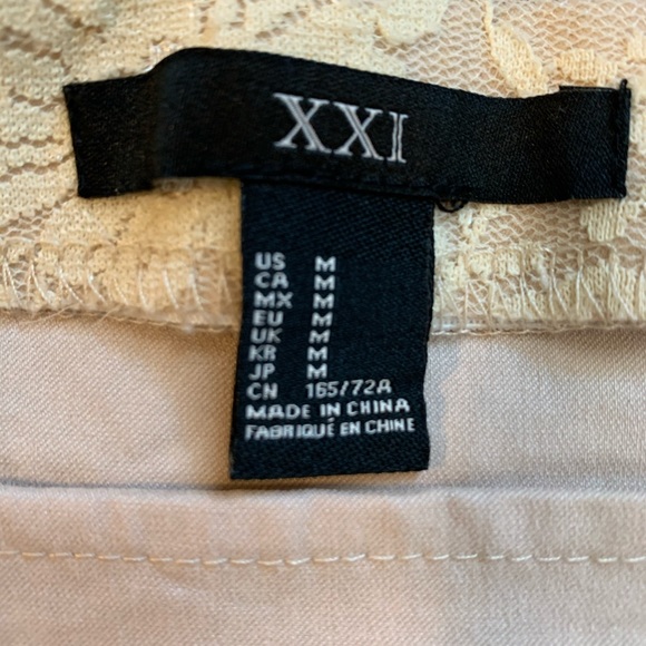 Forever 21 Lace Bodycon Miniskirt - Picture 5 of 5